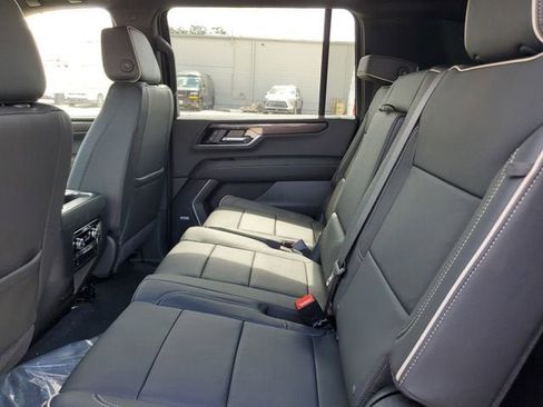 New 2026 GMC Yukon XL Elevation RWD image 11