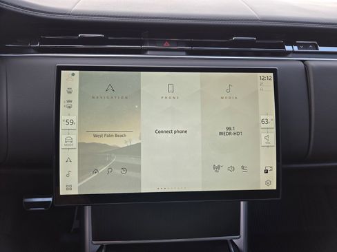 New 2025 Land Rover Range Rover Long Wheelbase SE image 14