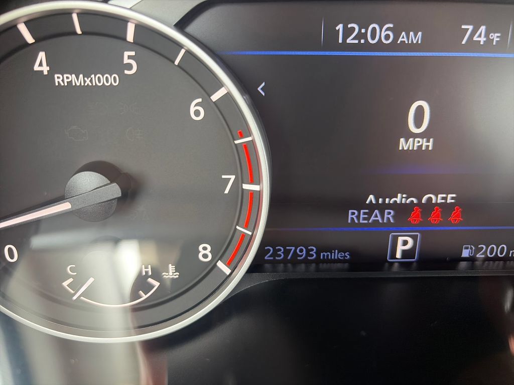 Used 2024 Nissan Altima 2.5 SV AWD/4WD image 17