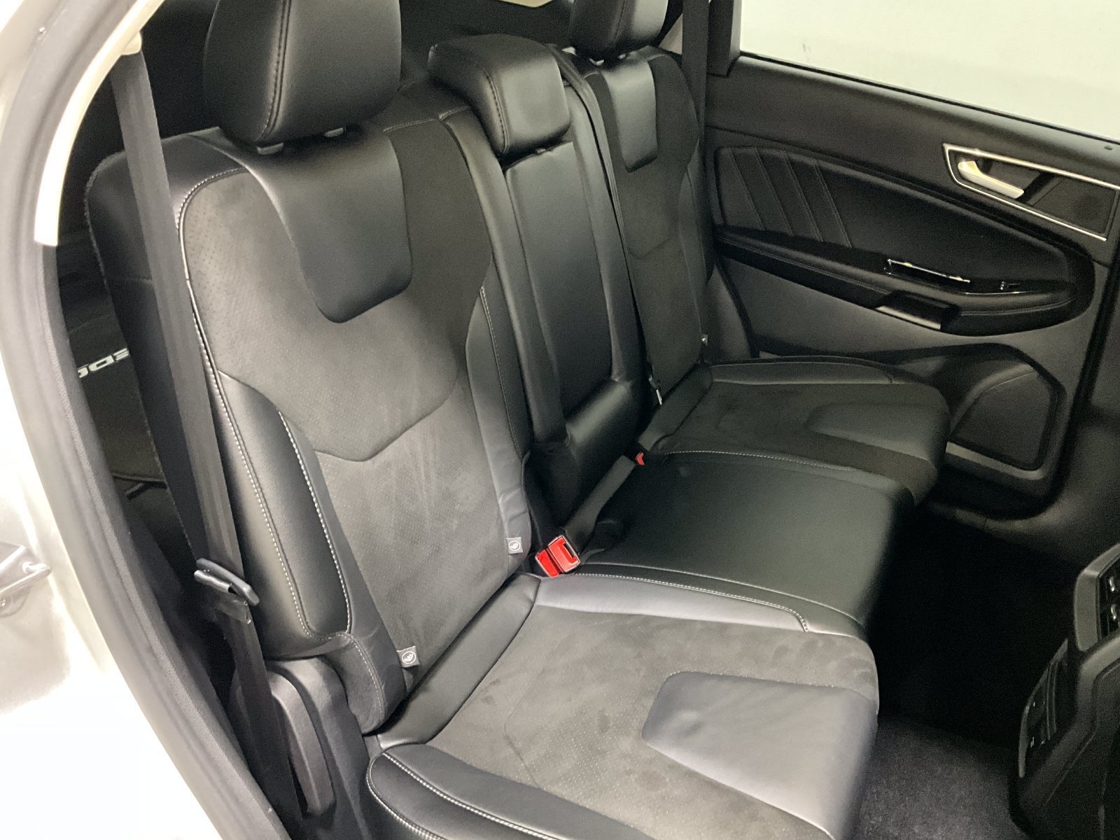 Used 2015 Ford Edge Sport w/ Equipment Group 401A AWD/4WD image 25