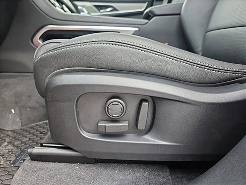 New 2026 Jaguar F-PACE R-Dynamic S image 26