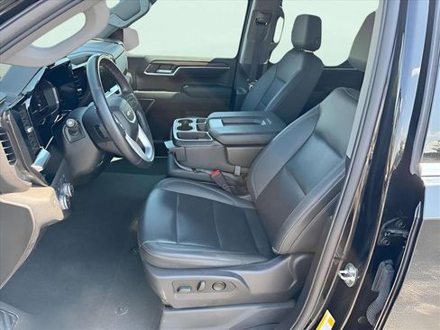 Used 2024 GMC Sierra 1500 SLT image 11