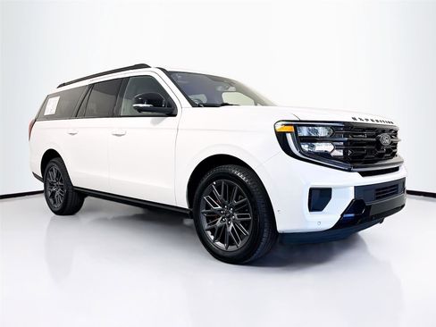 Used 2025 Ford Expedition Max Platinum w/ Stealth Performance Package AWD/4WD image 37