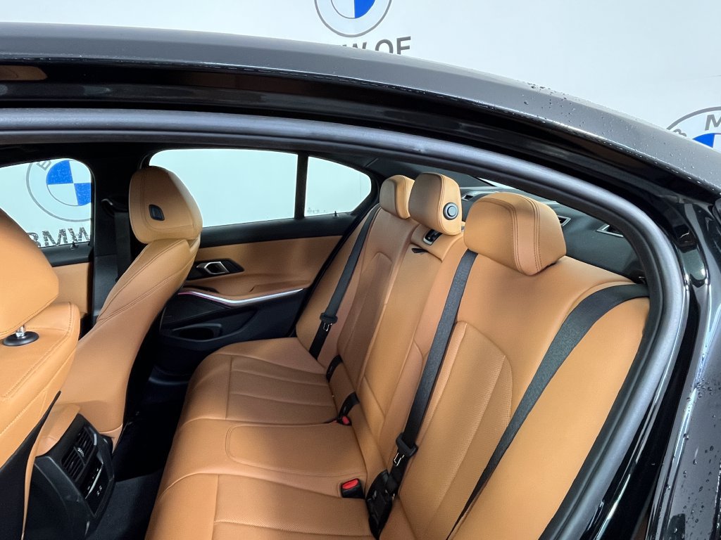 Used 2026 BMW M340i xDrive w/ Premium Package AWD/4WD image 4