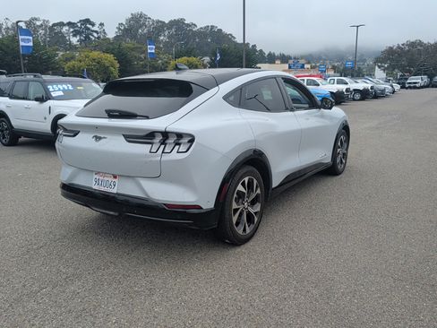 Used 2022 Ford Mustang Mach-E Premium RWD image 7