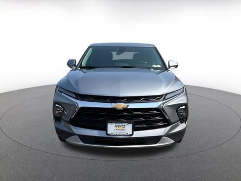 Used 2025 Chevrolet Blazer LT FWD image 5