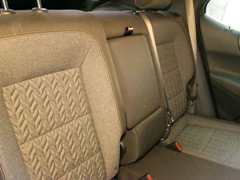 Used 2023 Chevrolet Equinox LT image 14