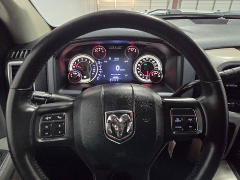 Used 2016 RAM 3500 Big Horn image 42