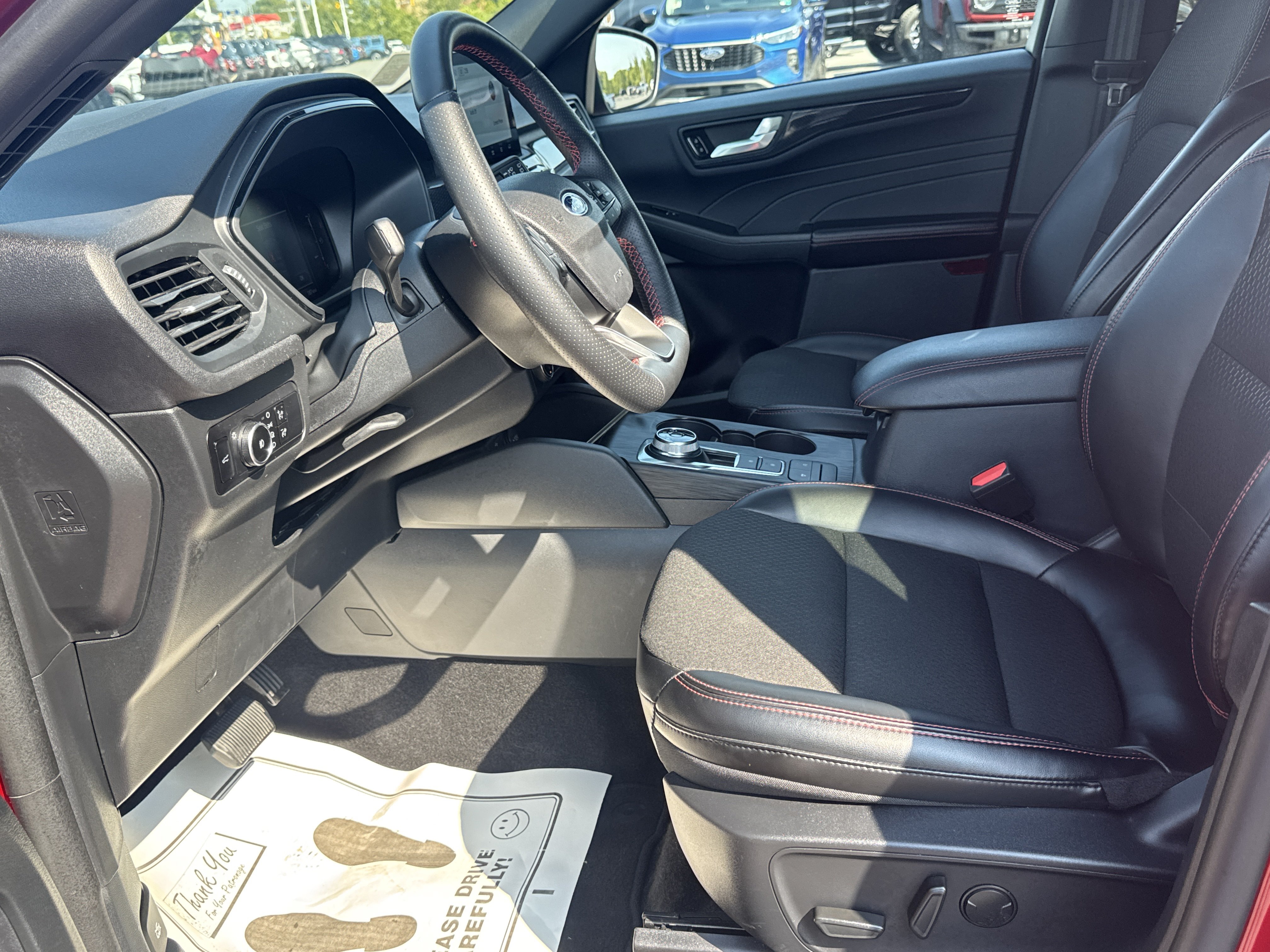 Used 2025 Ford Escape ST-Line Select AWD/4WD image 16
