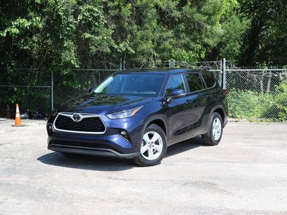 Used 2025 Toyota Highlander LE
