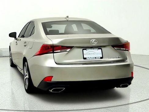 Used 2018 Lexus IS 300 AWD w/ Comfort Package image 6