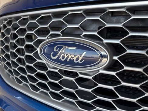 Used 2024 Ford Edge SEL AWD/4WD image 7