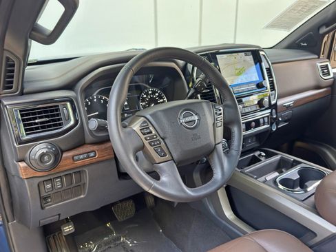 Used 2024 Nissan Titan Platinum Reserve w/ Moonroof Package AWD/4WD image 14