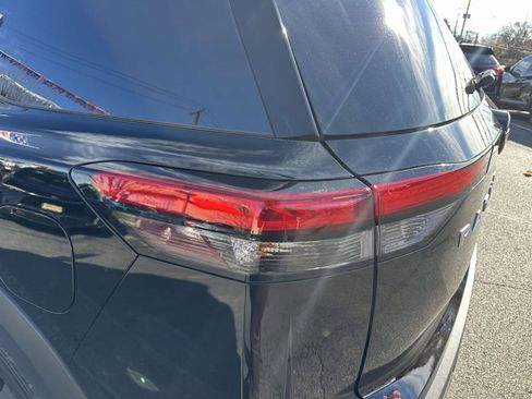 Used 2024 Nissan Pathfinder S w/ Cargo Package image 9