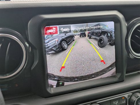 Used 2021 Jeep Wrangler Unlimited Rubicon image 24