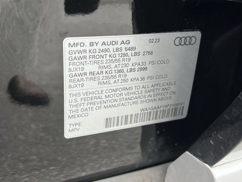 Used 2023 Audi Q5 2.0T Premium w/ Convenience Package image 37