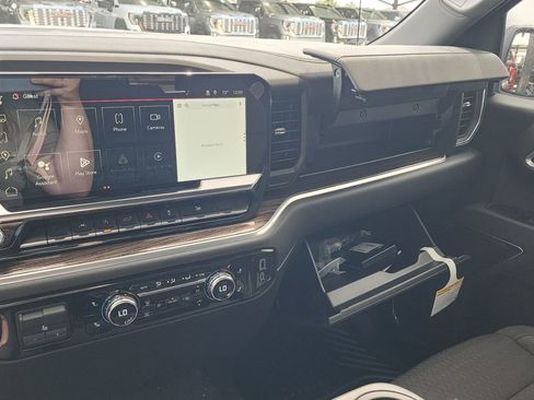 New 2026 GMC Sierra 1500 Elevation AWD/4WD image 33