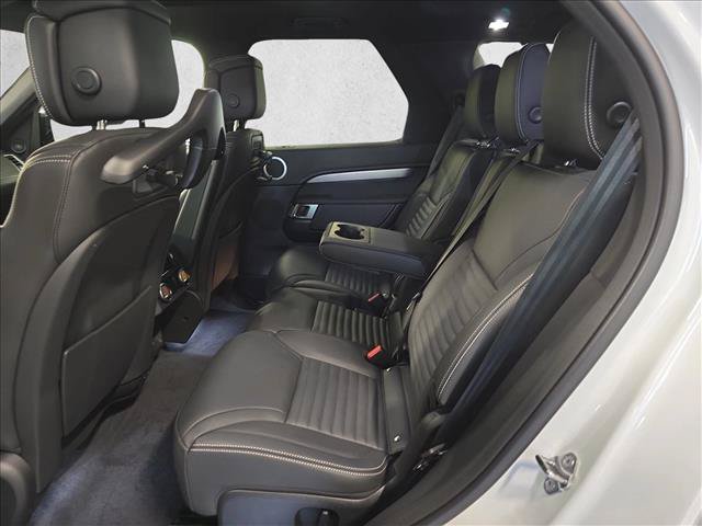 New 2026 Land Rover Discovery Dynamic SE AWD/4WD image 15