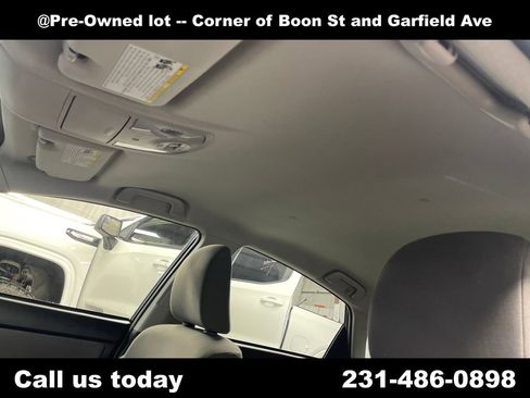 Used 2014 Toyota Prius Two FWD image 13