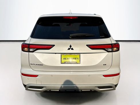Used 2024 Mitsubishi Outlander SE AWD/4WD image 6