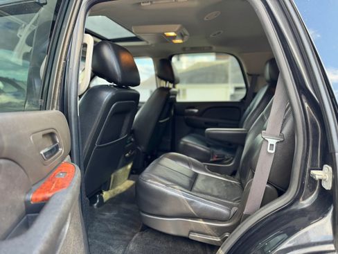 Used 2012 Chevrolet Tahoe LT image 11