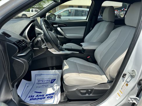 Used 2025 Mitsubishi Eclipse Cross SEL AWD/4WD image 19
