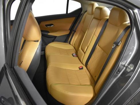 Used 2023 Nissan Sentra SV w/ SV Premium Package FWD image 28