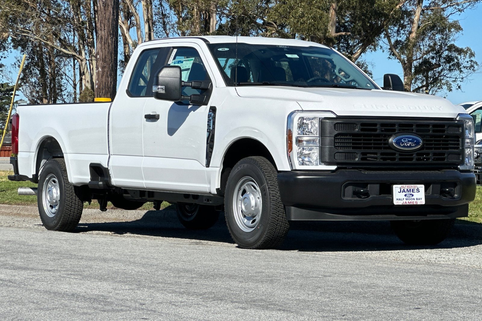 New 2026 Ford F250 XL w/ XL Driver Assist Package RWD image 7