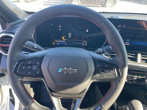New 2026 Chevrolet Trax RS w/ Driver Confidence Package FWD image 21