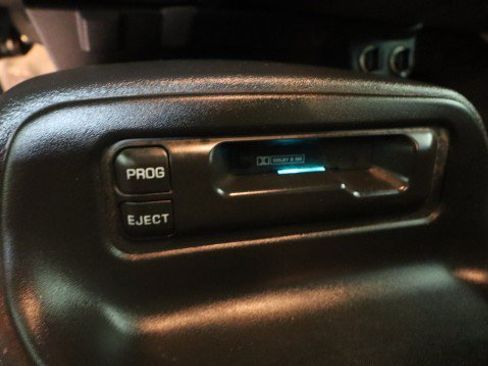 Used 2001 Chevrolet Blazer LT AWD/4WD image 16