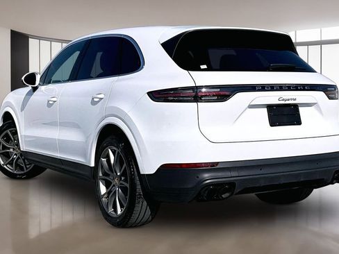 Used 2022 Porsche Cayenne image 4