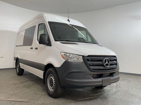 New 2025 Mercedes-Benz Sprinter 2500 image 5