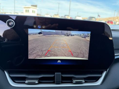 New 2026 Chevrolet Equinox LT w/ Convenience Package II image 28