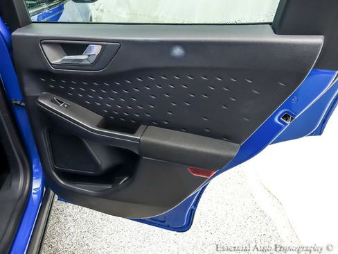 Certified 2020 Ford Escape SE FWD image 28