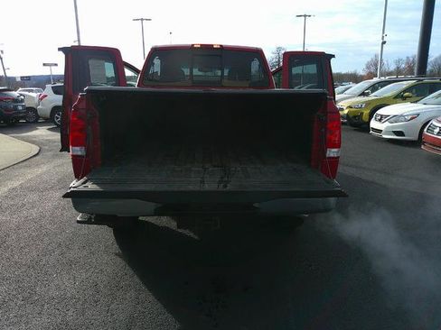 Used 2012 Nissan Titan SV w/ SV Value Truck Pkg image 5