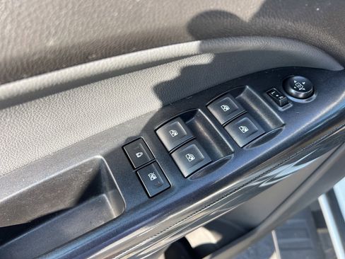 Used 2017 Chevrolet Colorado Z71 image 10