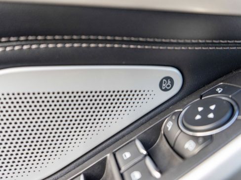 Used 2023 Ford Explorer Limited w/ Hybrid Equipment Group 310A image 16