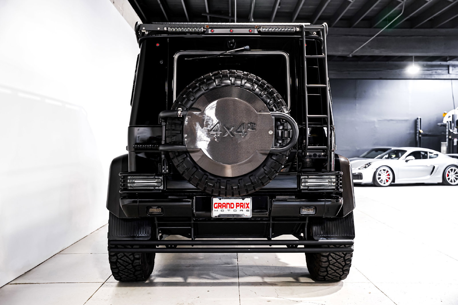 Used 2017 Mercedes-Benz G 550 Squared image 4