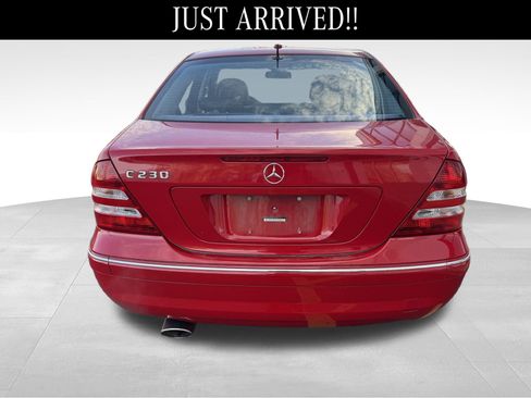 Used 2006 Mercedes-Benz C 230 Sedan image 4