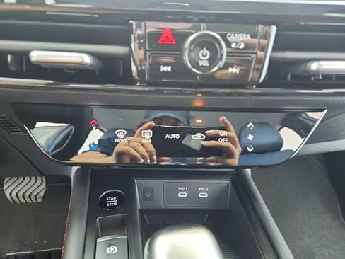 New 2026 Nissan Kicks SR image 28