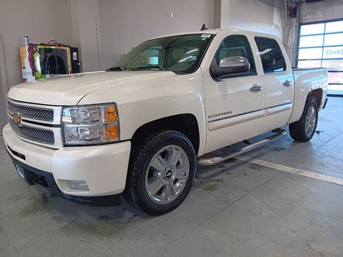 Used 2012 Chevrolet Silverado 1500 LTZ w/ LTZ White Diamond Edition image 2