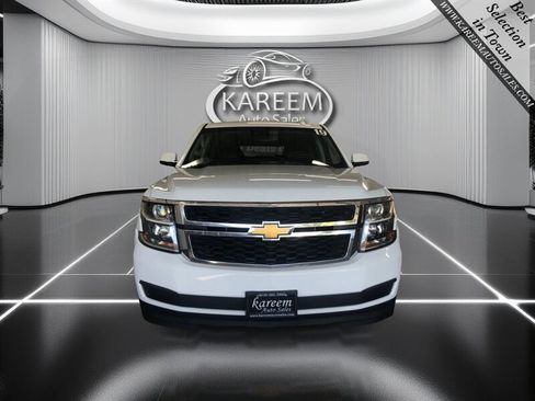 Used 2019 Chevrolet Suburban LT RWD image 2
