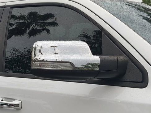 Used 2020 RAM 1500 Laramie AWD/4WD image 12