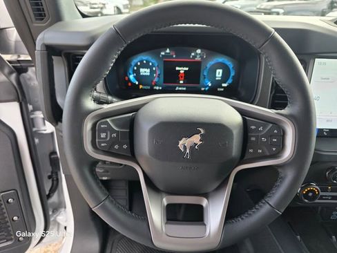New 2025 Ford Bronco Badlands image 21