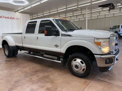 Used 2016 Ford F350 Lariat w/ Lariat Ultimate Package image 7