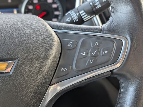 Used 2019 Chevrolet Equinox LT image 17