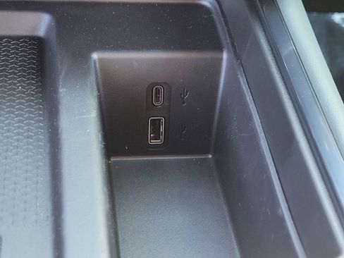 New 2026 GMC Acadia AT4 image 17