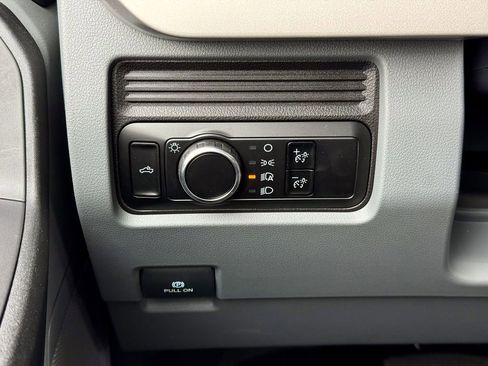 New 2024 Ford F550 4x4 Regular Cab Super Duty image 25