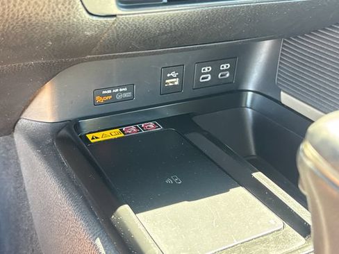 Used 2025 Toyota Camry SE FWD image 23