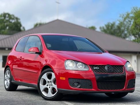 Used 2009 Volkswagen GTI 2-Door FWD image 3